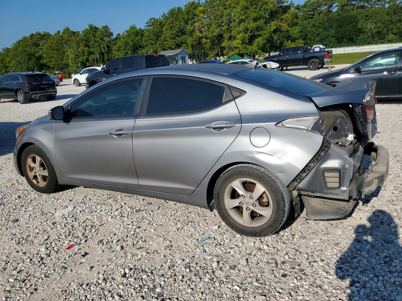 2014 Hyundai Elantra Se - Фото 2