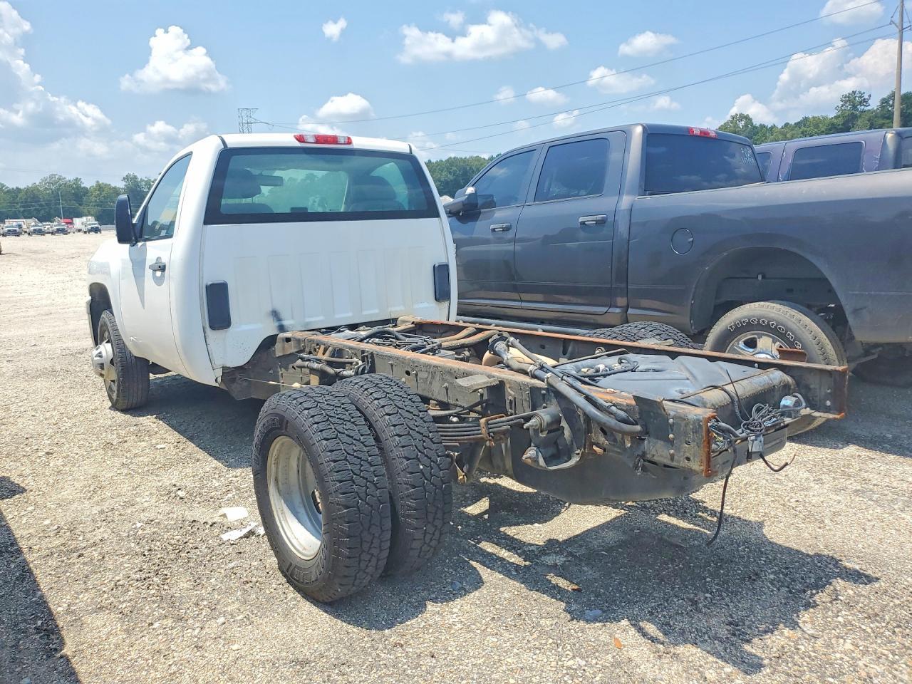 2014 Chevrolet Silverado C3500 - Фото 2