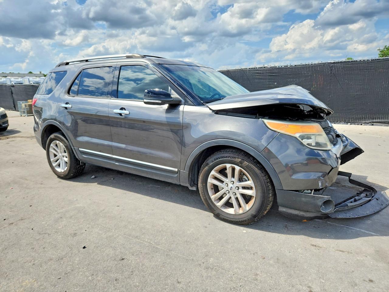 2015 Ford Explorer Xlt - Image 4