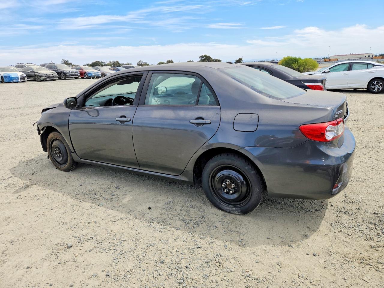 2013 Toyota Corolla Le - Image 2