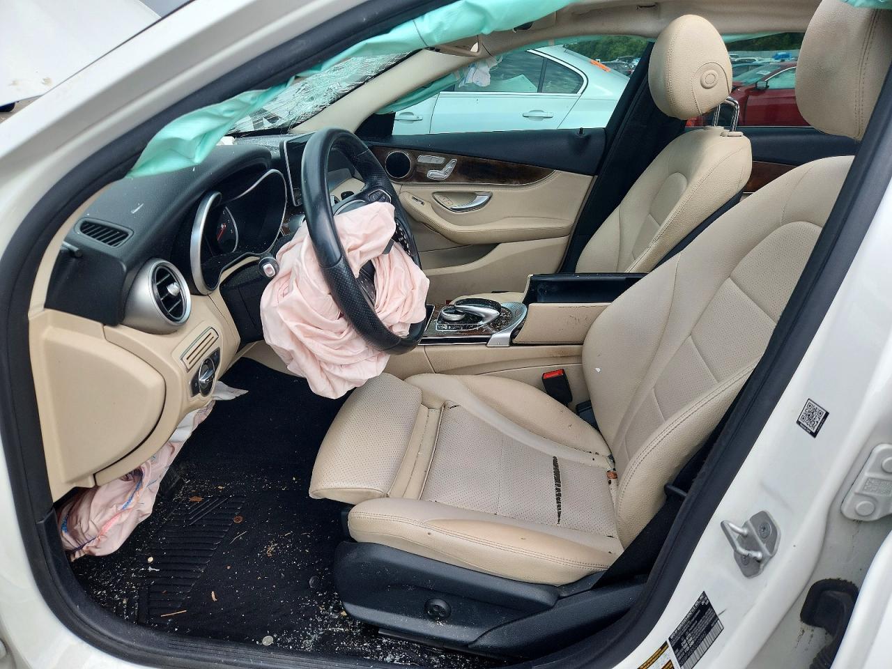 2016 Mercedes-Benz C 300 4Matic - Image 7