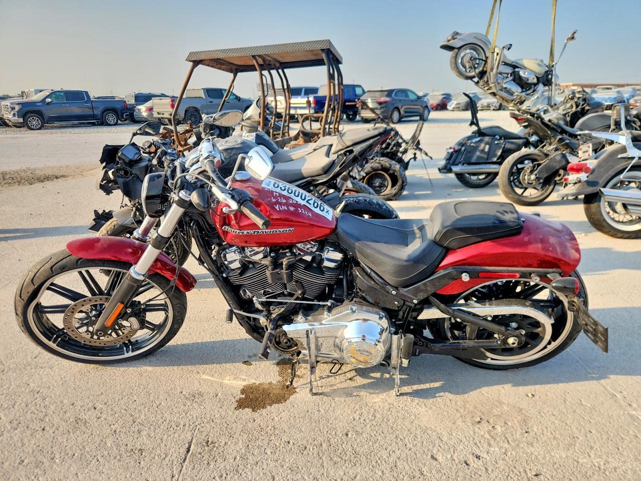 2019 Harley-Davidson Fxbr - Фото 3