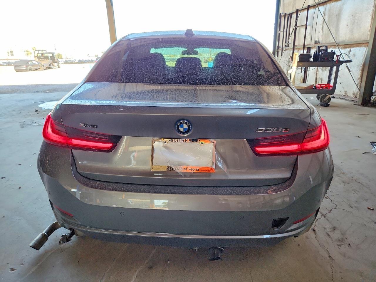 2023 BMW 330Xe - Image 6