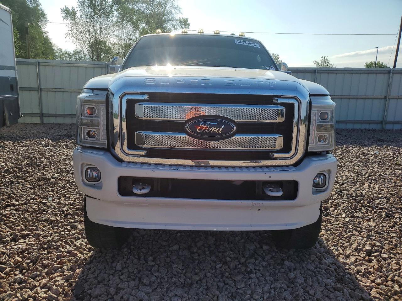 2015 Ford F250 Super Duty - Image 5