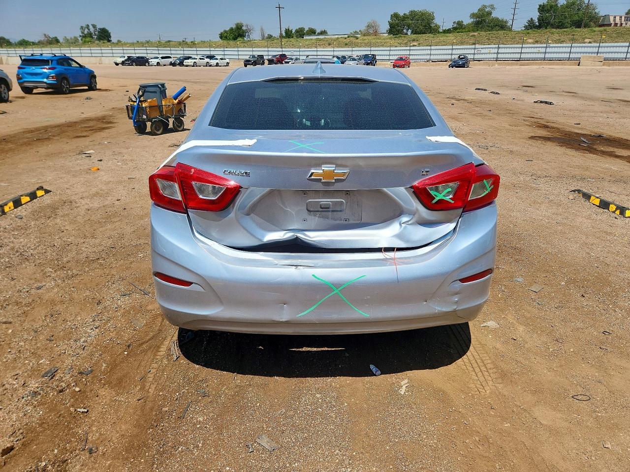 2017 Chevrolet Cruze Lt - Image 6