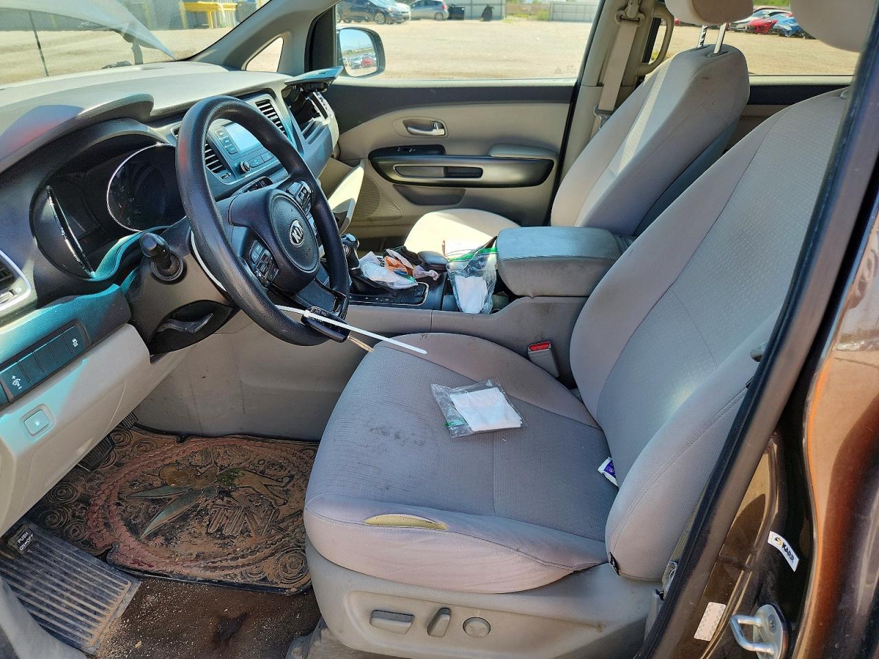 2017 Kia Sedona Lx - Фото 7