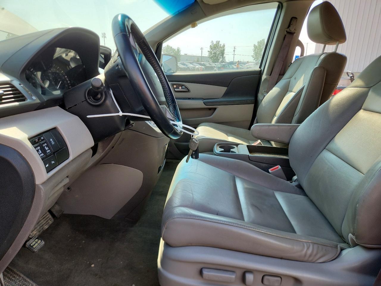 2013 Honda Odyssey Exl - Image 7