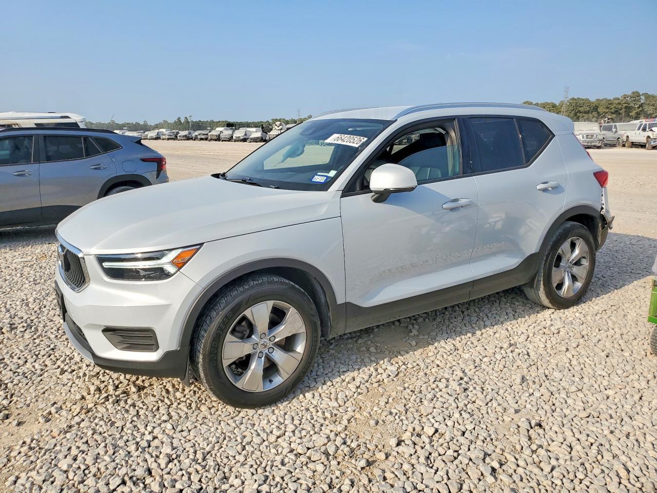 2022 Volvo Xc40 T4 Momentum