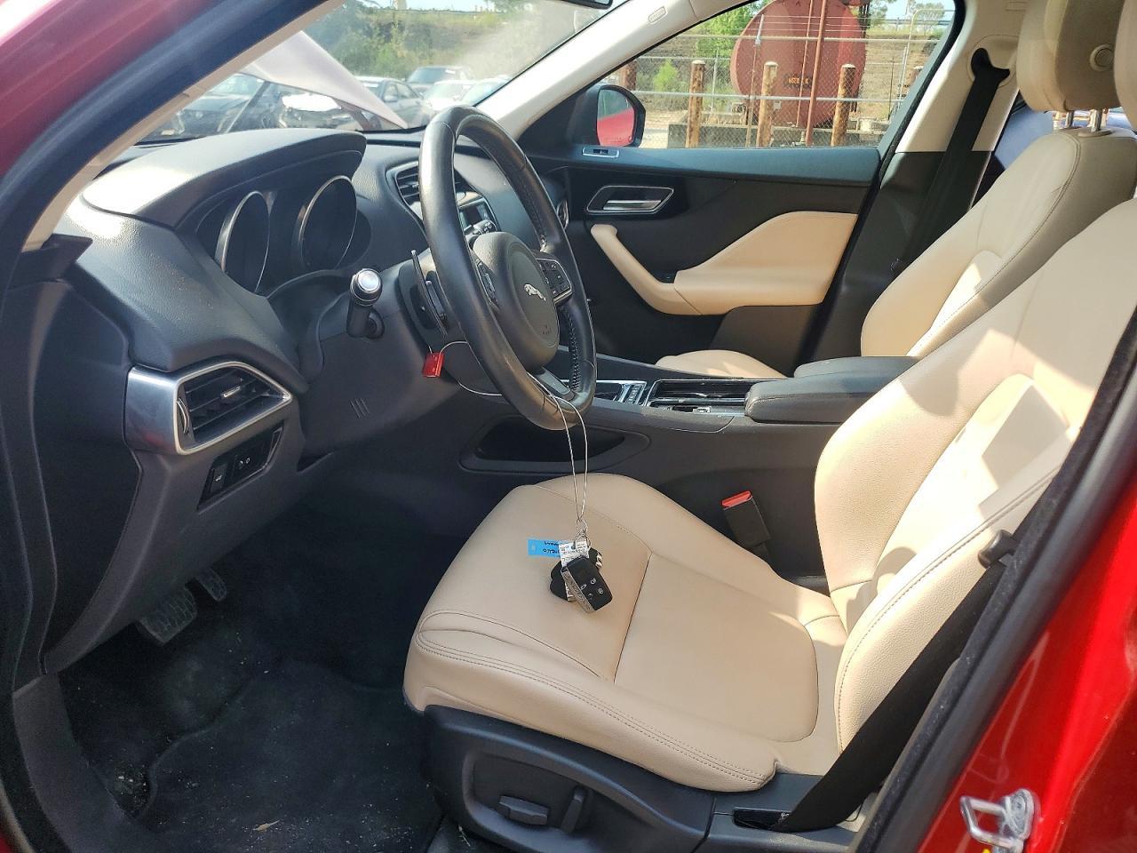 2018 Jaguar F-Pace Premium - Image 7