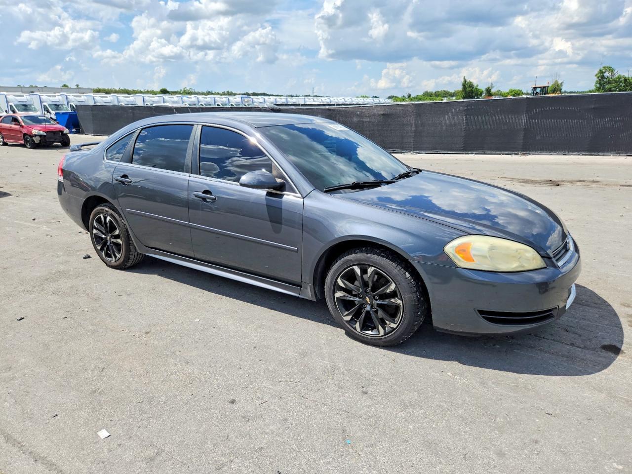 2010 Chevrolet Impala Ls - Фото 4