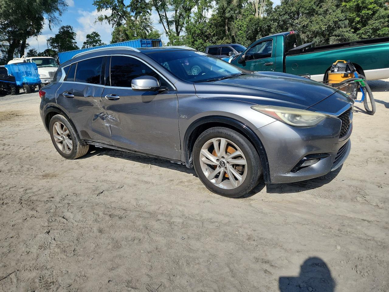 2017 Infiniti Qx30 Premium - Фото 4