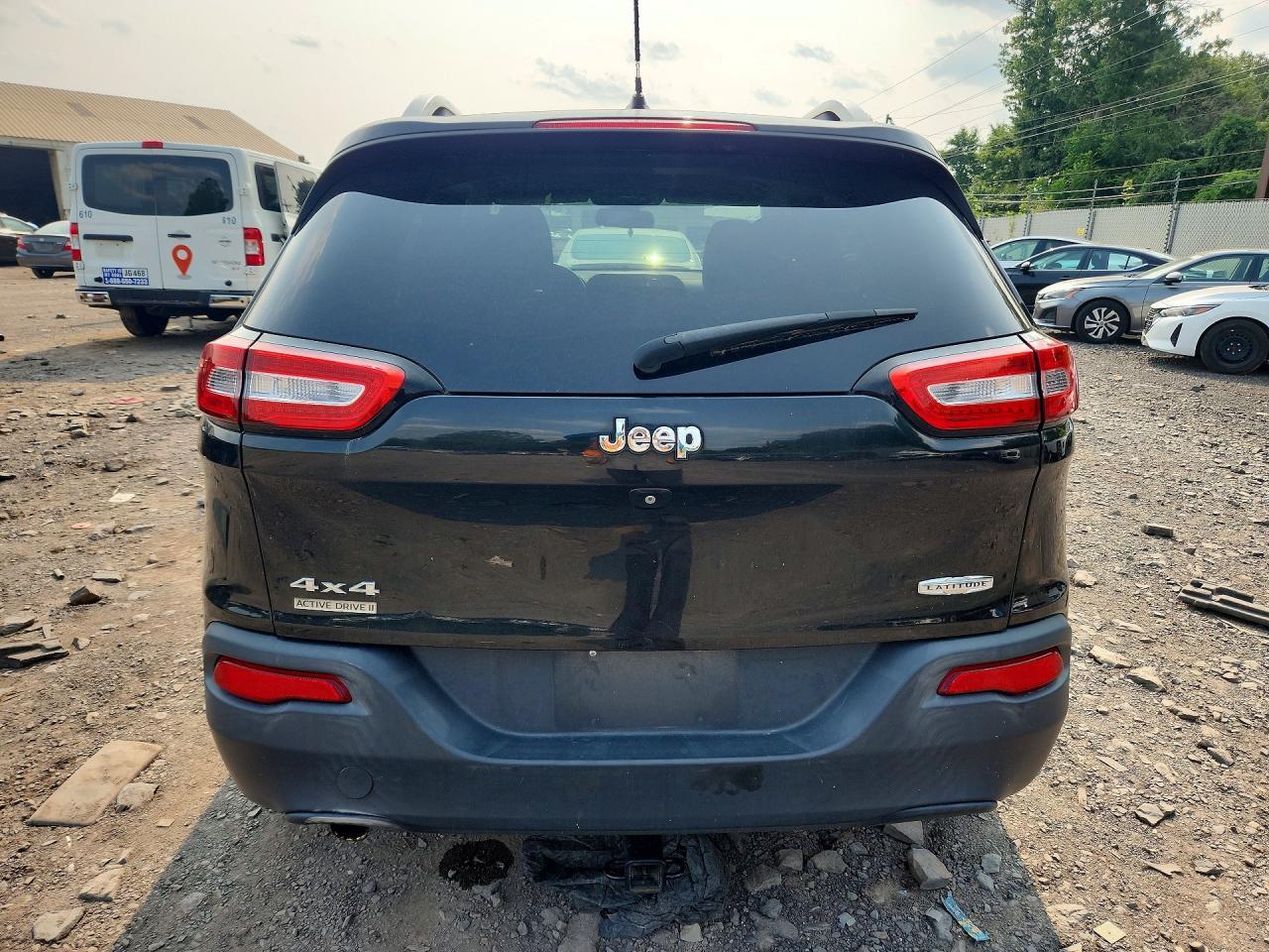 2015 Jeep Cherokee Latitude - Фото 6