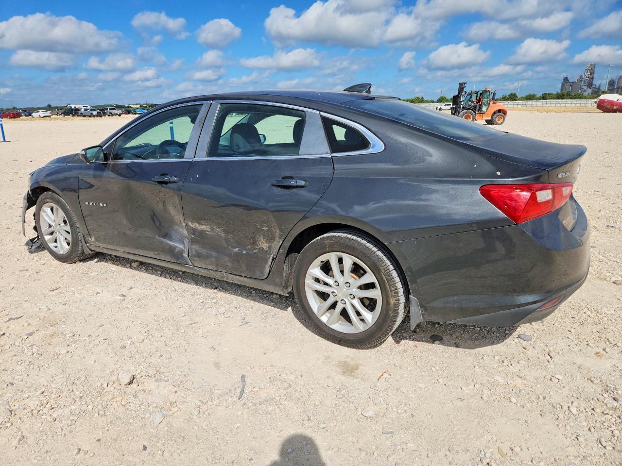 2017 Chevrolet Malibu Lt - Фото 2