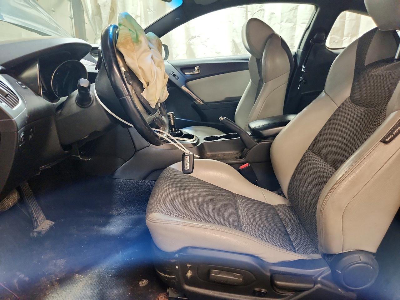 2013 Hyundai Genesis Coupe 2.0T Premium - Фото 7
