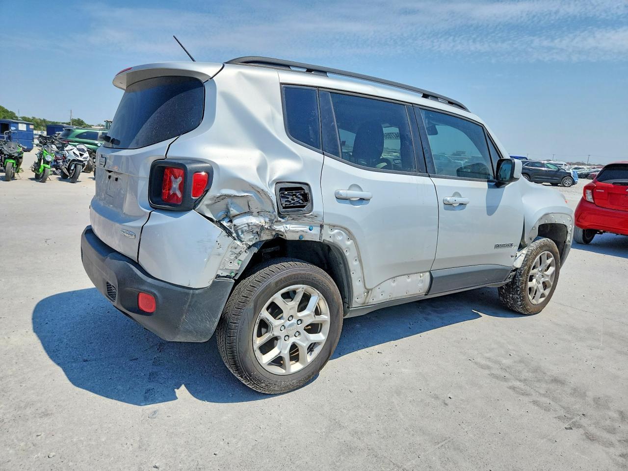 2016 Jeep Renegade Latitude - Фото 3