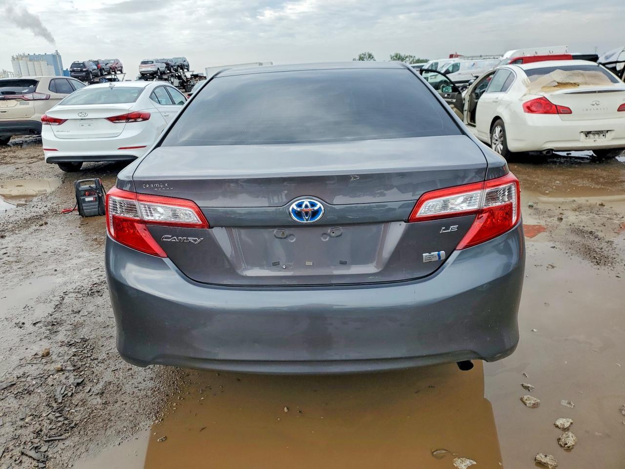 2014 Toyota Camry Hybrid Le - Фото 6