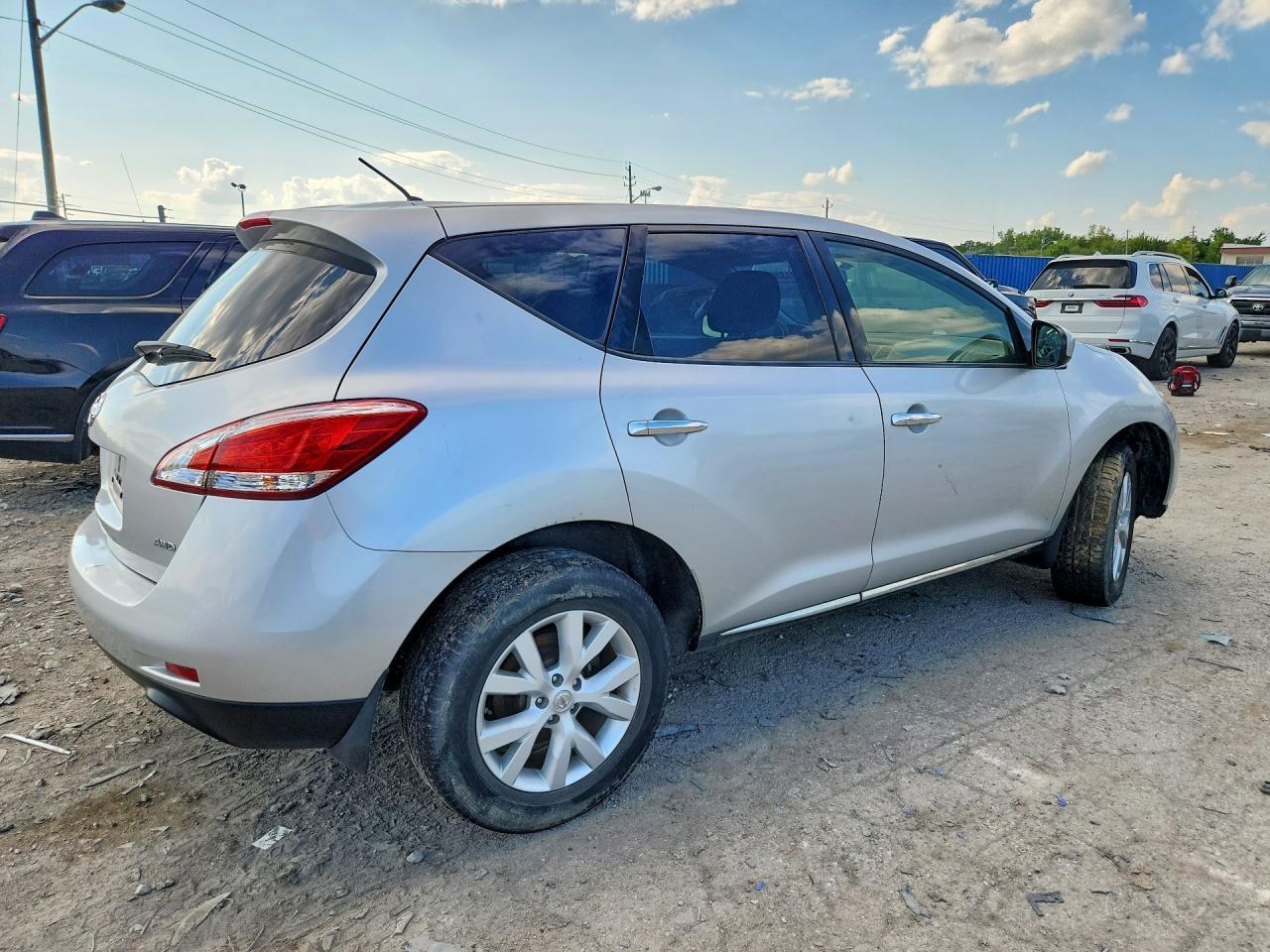 2012 Nissan Murano S - Фото 3