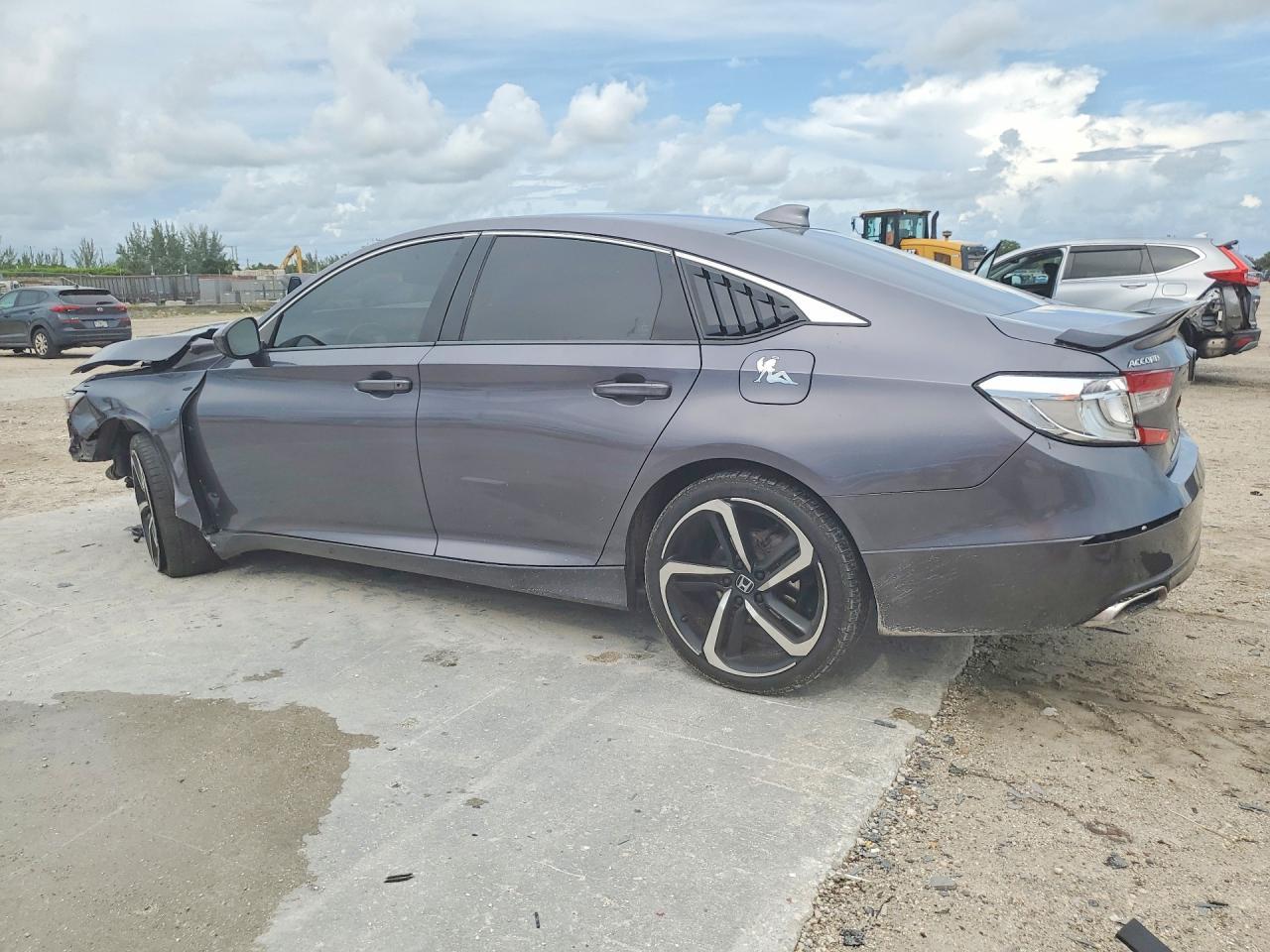 2020 Honda Accord Sport - Image 2