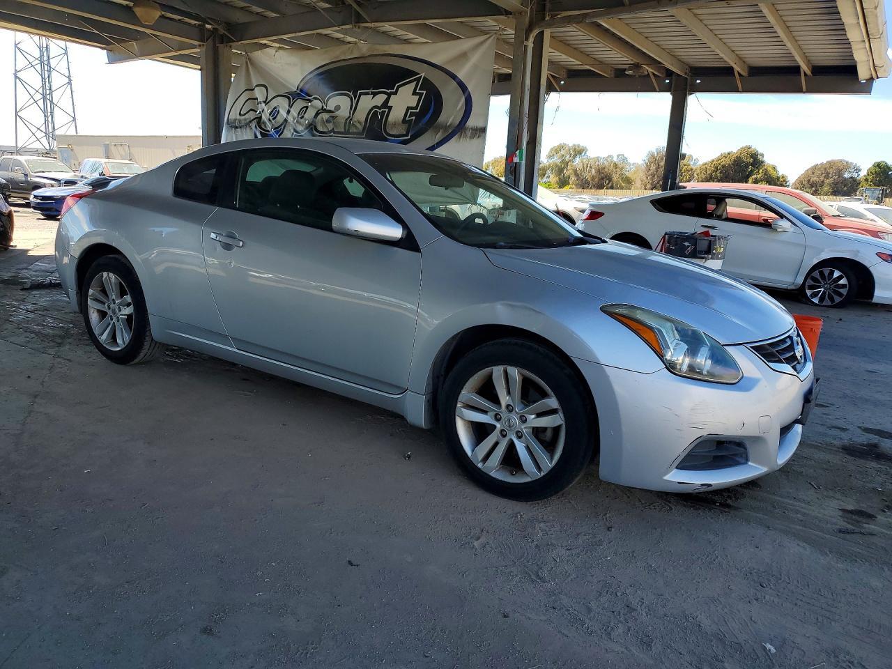 2012 Nissan Altima 2.5 S - Фото 4