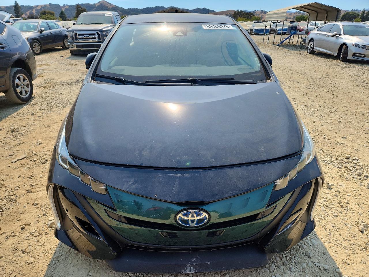 2020 Toyota Prius Prime Le - Фото 5