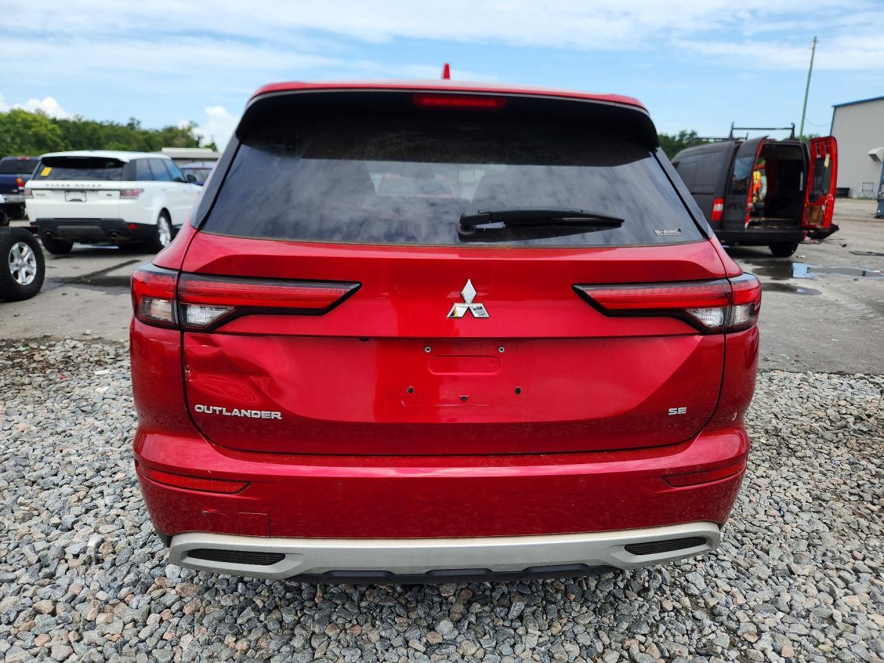 2022 Mitsubishi Outlander Se - Фото 6