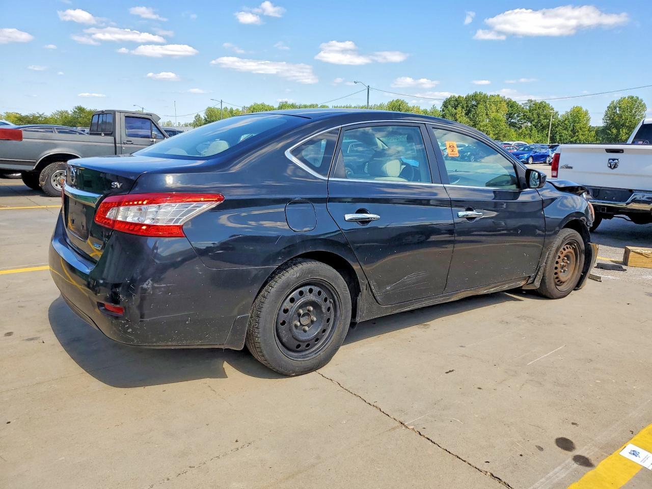 2013 Nissan Sentra S - Image 3