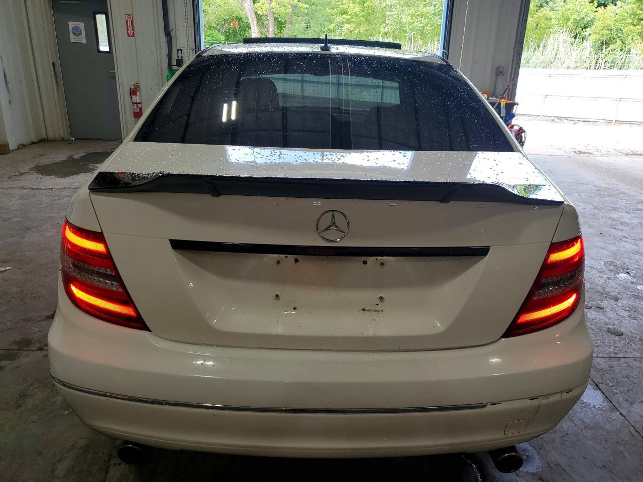 2013 Mercedes-Benz C 300 4Matic - Image 6
