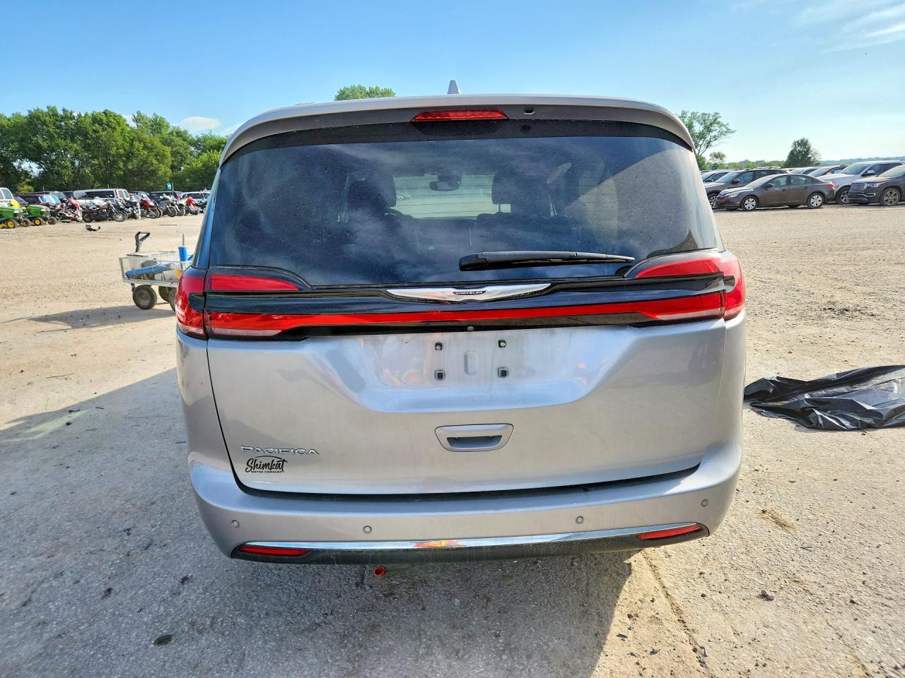 2021 Chrysler Pacifica Touring - Фото 6