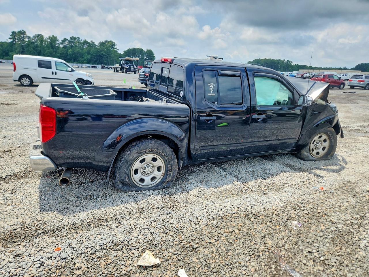 2016 Nissan Frontier Sv - Image 3
