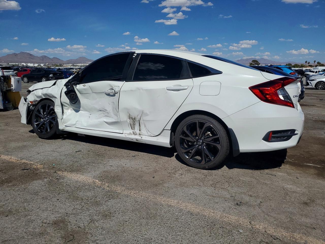 2021 Honda Civic Sport - Фото 2