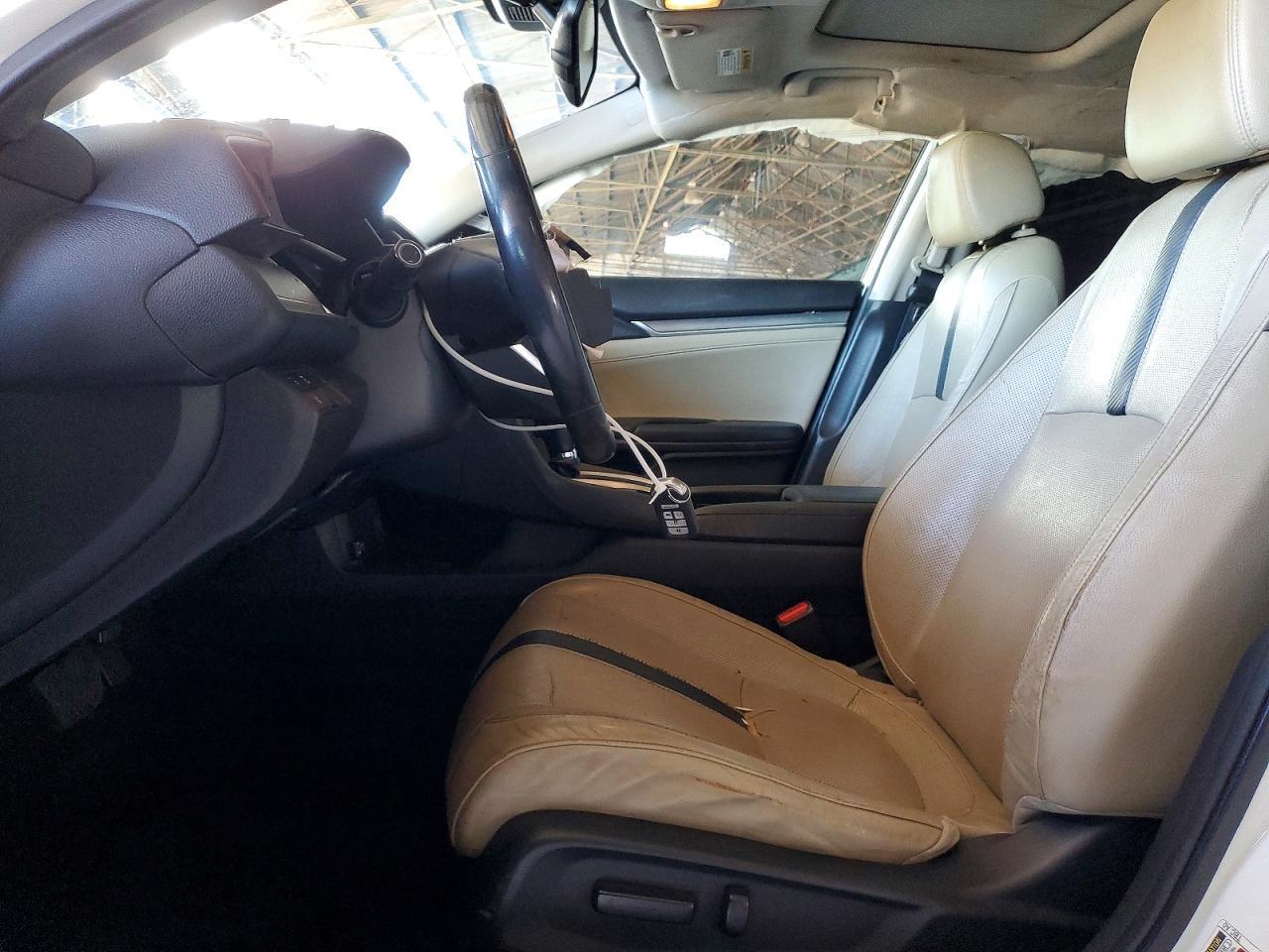 2016 Honda Civic Touring - Фото 7