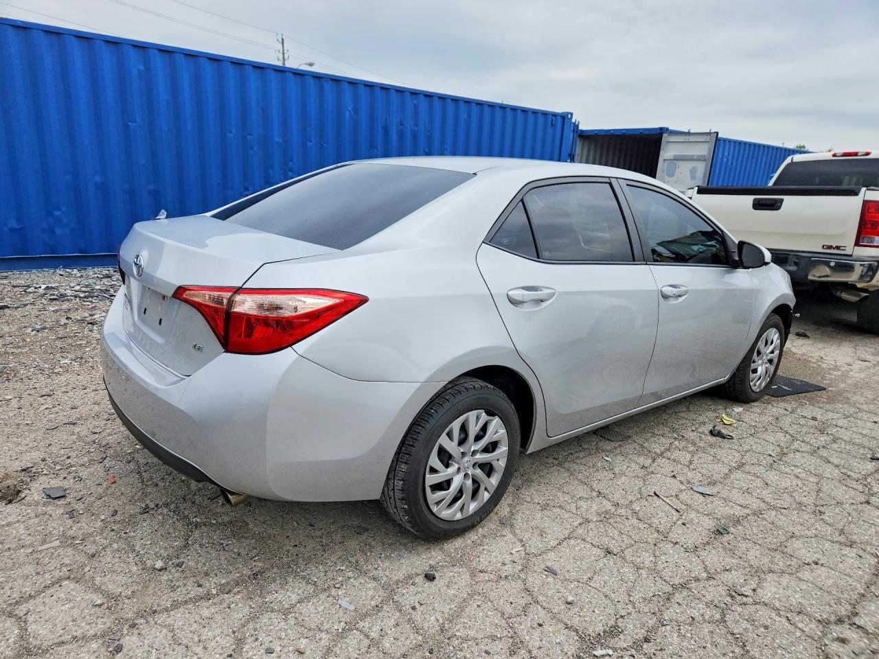 2017 Toyota Corolla Le - Image 3