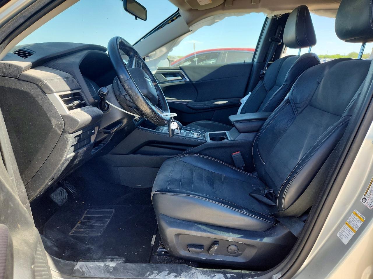 2022 Mitsubishi Outlander Se - Image 7