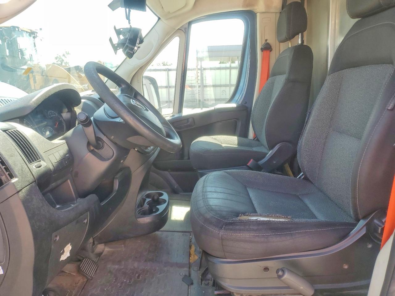 2020 Ram Promaster 3500 Delivery Van - Фото 7