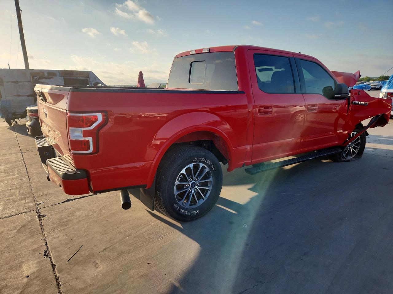2020 Ford F150 Xlt - Фото 3