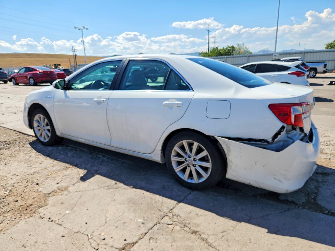 2012 Toyota Camry Hybrid Xle - Фото 2