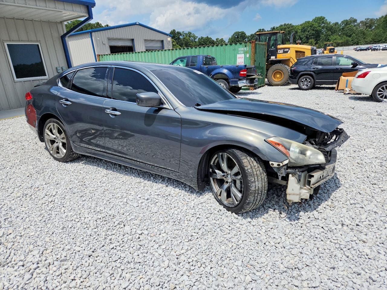 2013 Infiniti M37 Base - Image 4