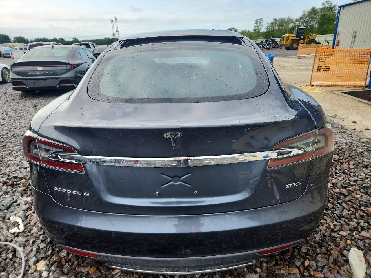2016 Tesla Model S - Image 6