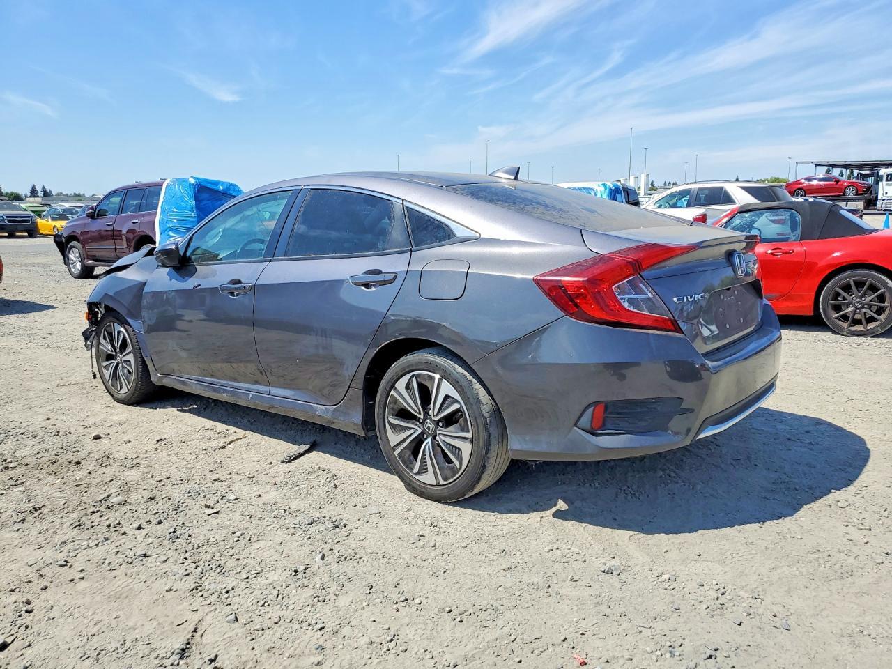2019 Honda Civic Ex - Image 2