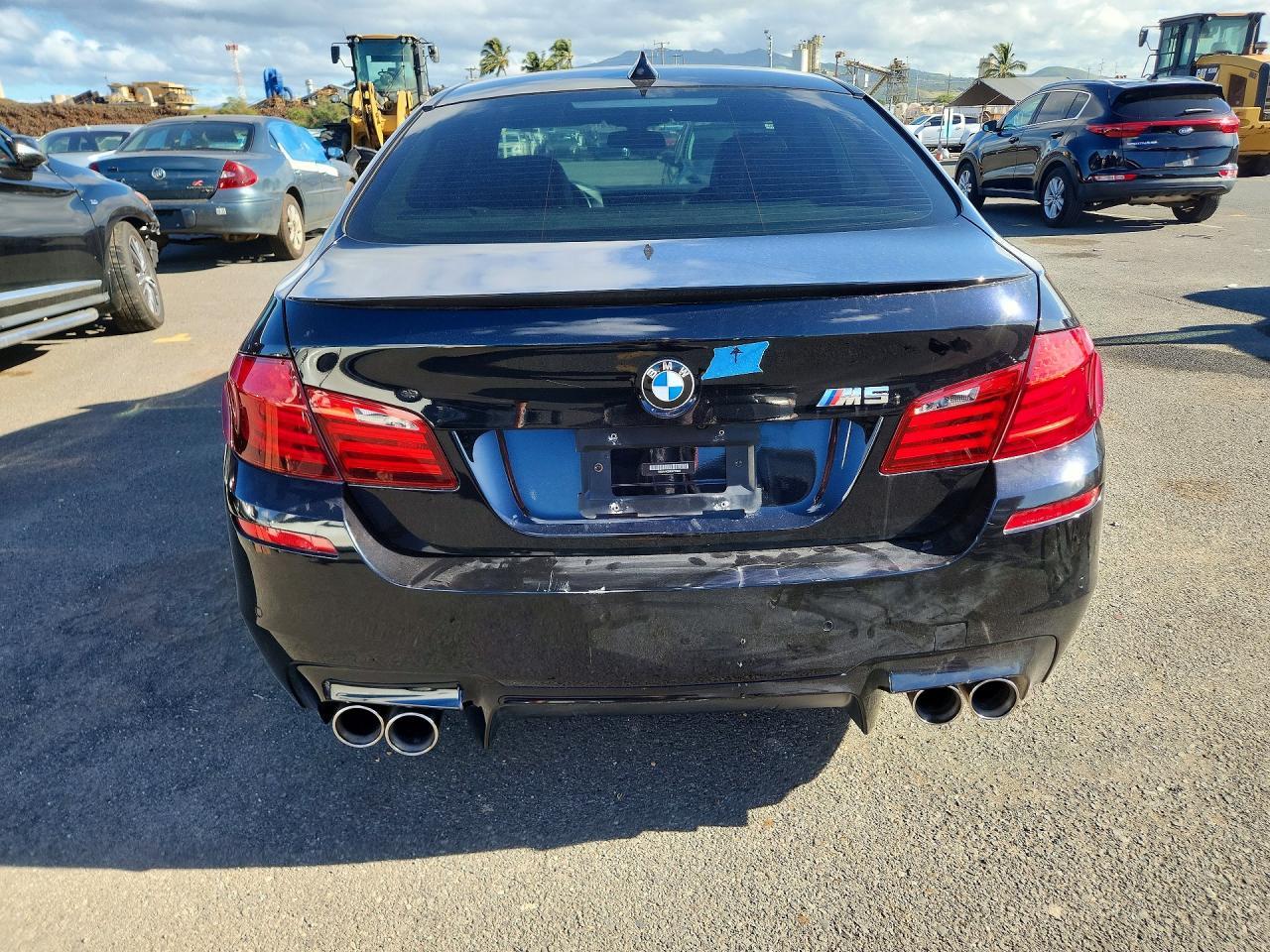 2013 BMW M5 - Фото 6