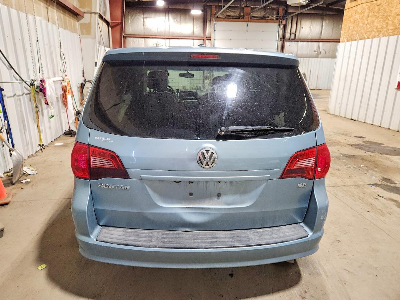 2010 Volkswagen Routan Se - Фото 6
