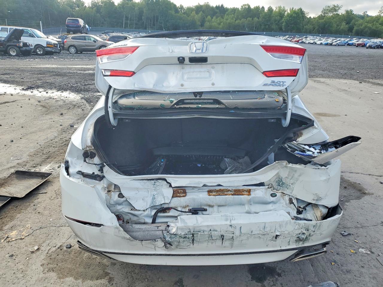 2021 Honda Accord Sport - Image 6