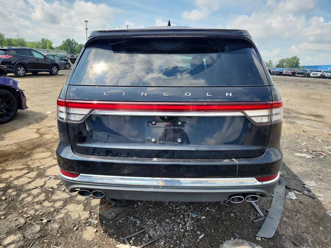 2022 Lincoln Aviator - Image 6