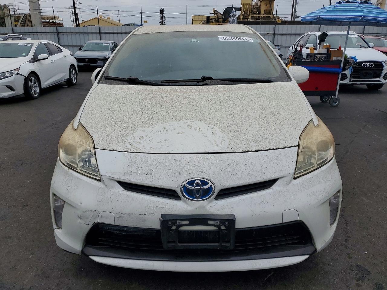 2015 Toyota Prius Three - Фото 5