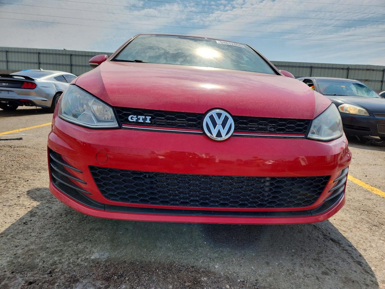 2016 Volkswagen Gti S/Se - Image 5