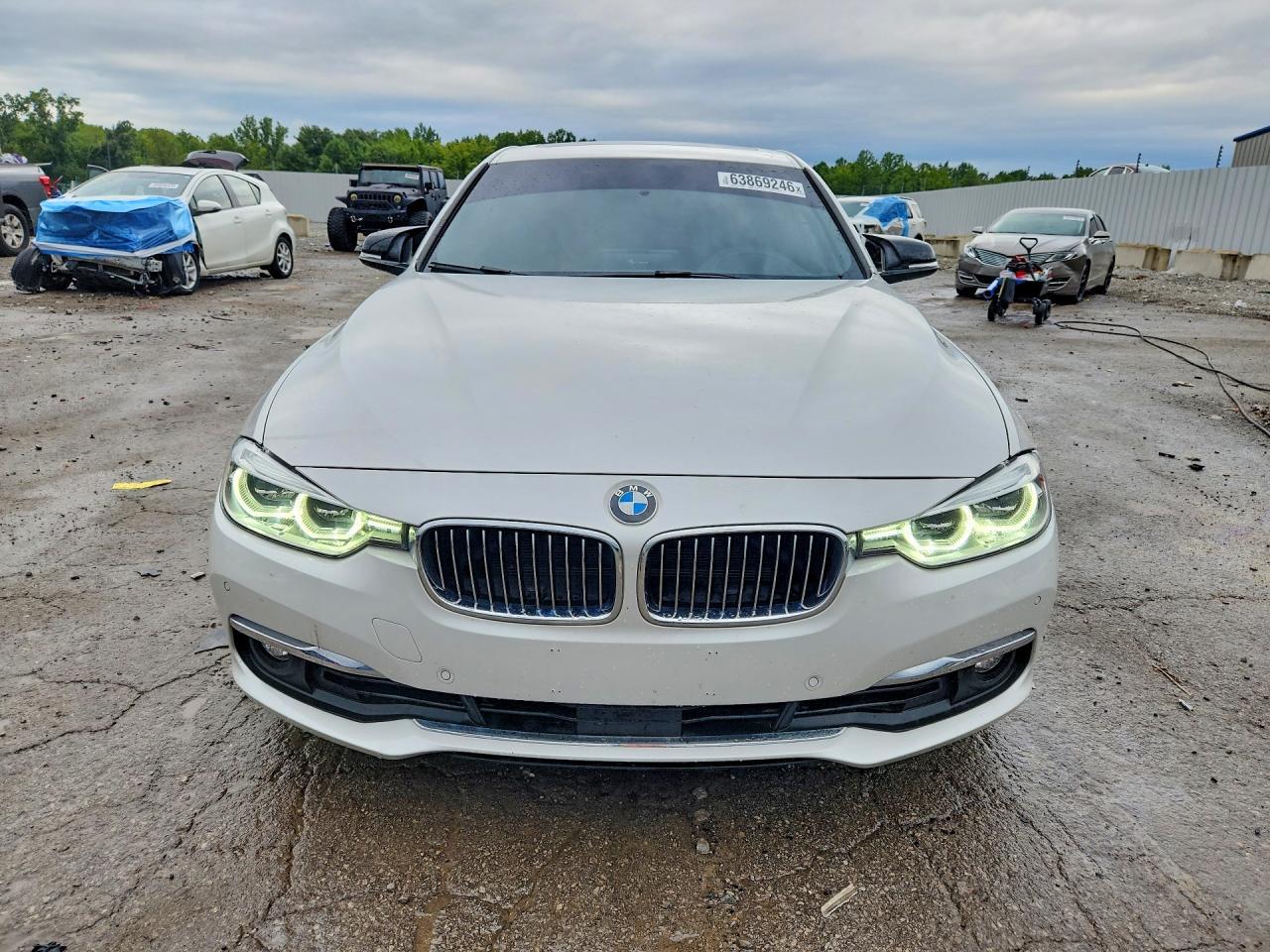 2018 BMW 330 Xi - Image 5