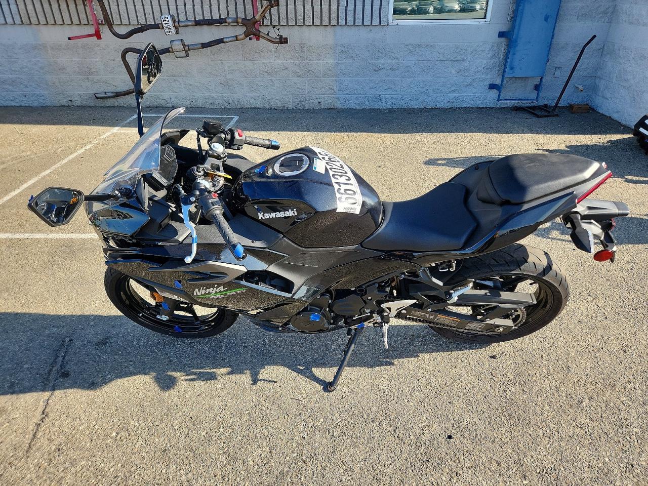 2024 Kawasaki Ex500 H - Фото 3