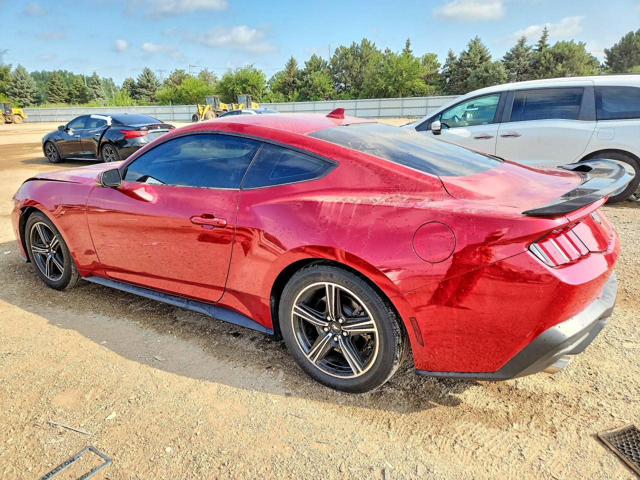 2024 Ford Mustang - Фото 2