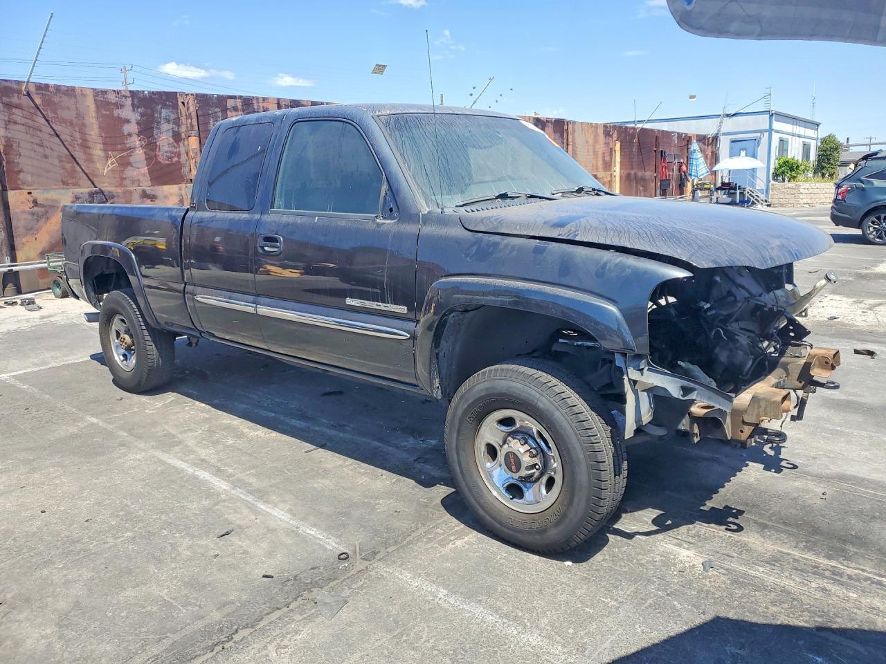 2004 GMC Sierra C2500 Heavy Duty - Фото 4
