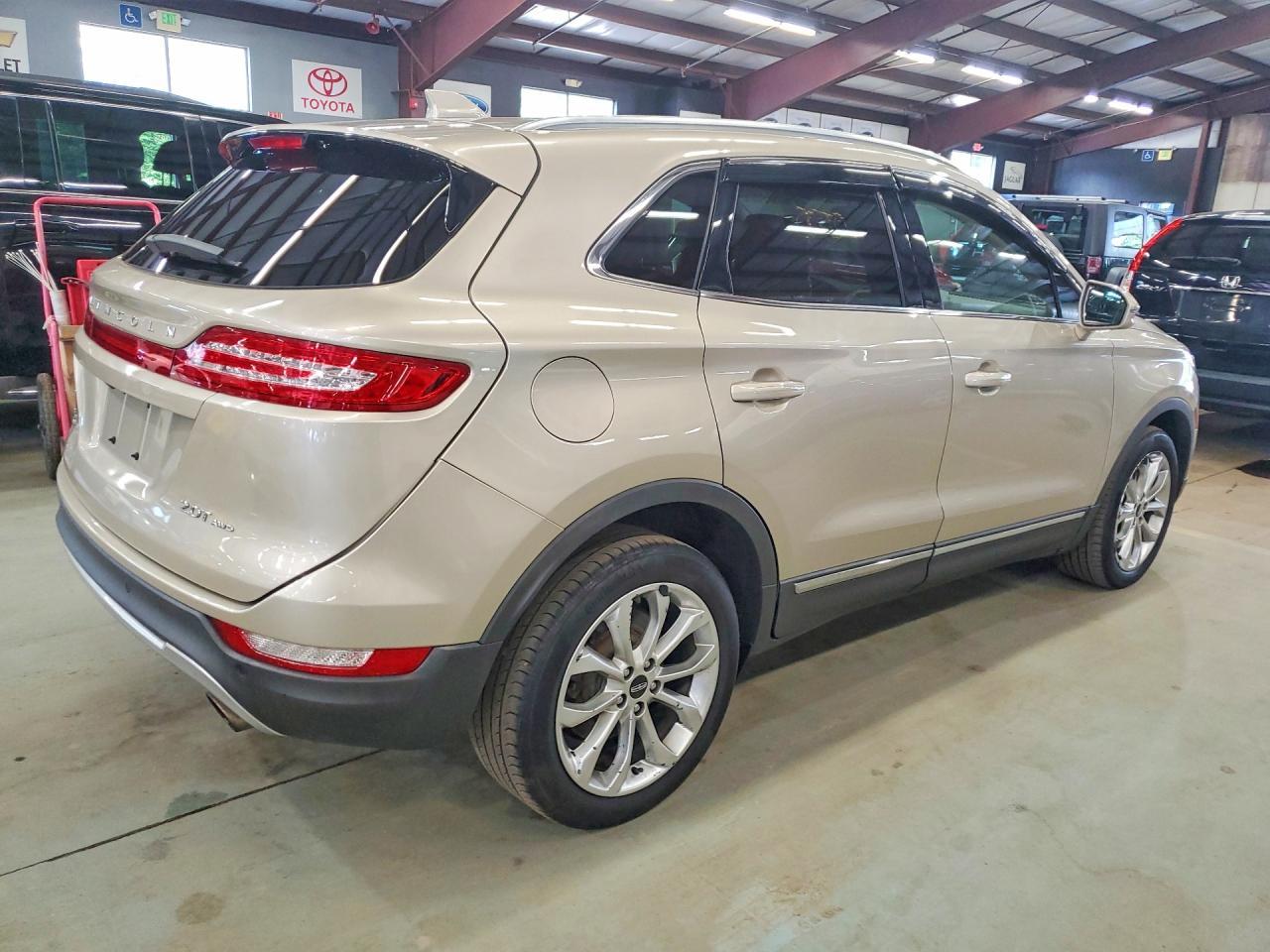 2017 Lincoln Mkc Select - Image 3